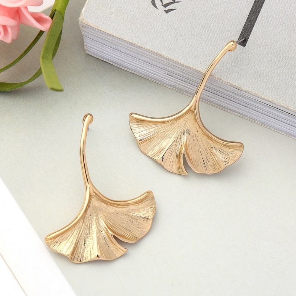 Golden Ginkgo Leaf Drop Earrings